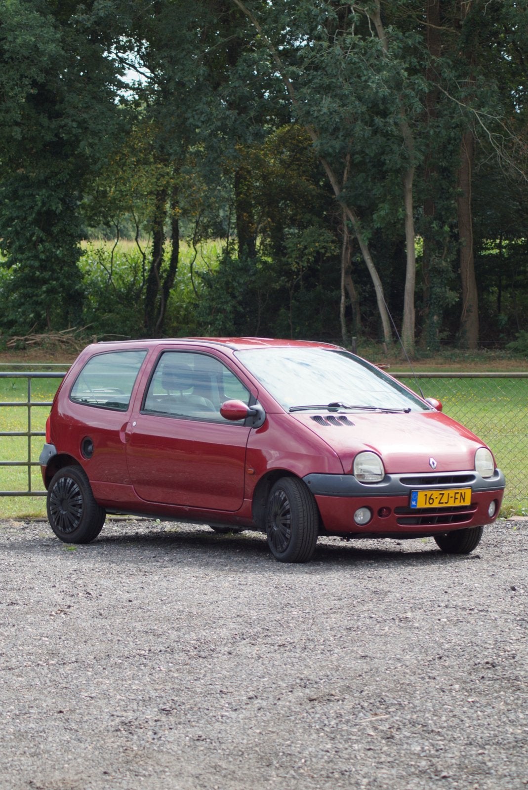 Renault Twingo 1.2 Euro 2000 2001 Rood, Voorwielaandrijving, 600 kg, 4 cilinders, Handgeschakeld