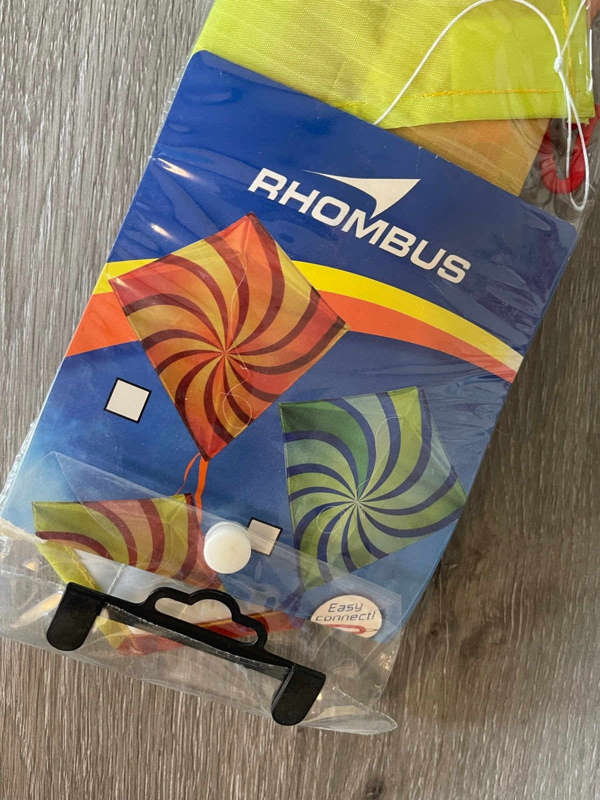 Nieuwe Rhombus Vlieger - Perfect voor de zomer!, Ophalen of Verzenden, Nieuw, Tweelijns, Vlieger
