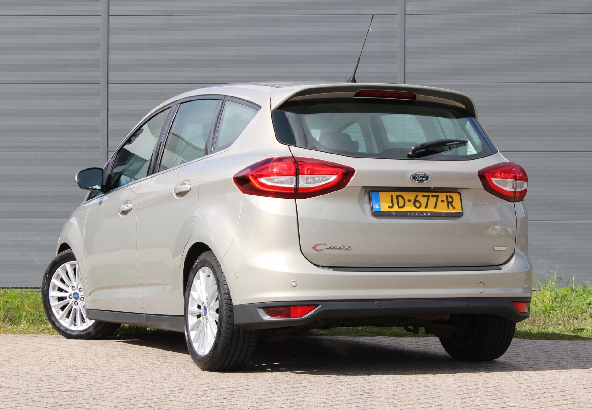 Ford C-Max 1.0 Titanium AllSeason Voorruitverwarming PDC, Auto's, Ford, Voorwielaandrijving, Gebruikt, Origineel Nederlands, 3 cilinders