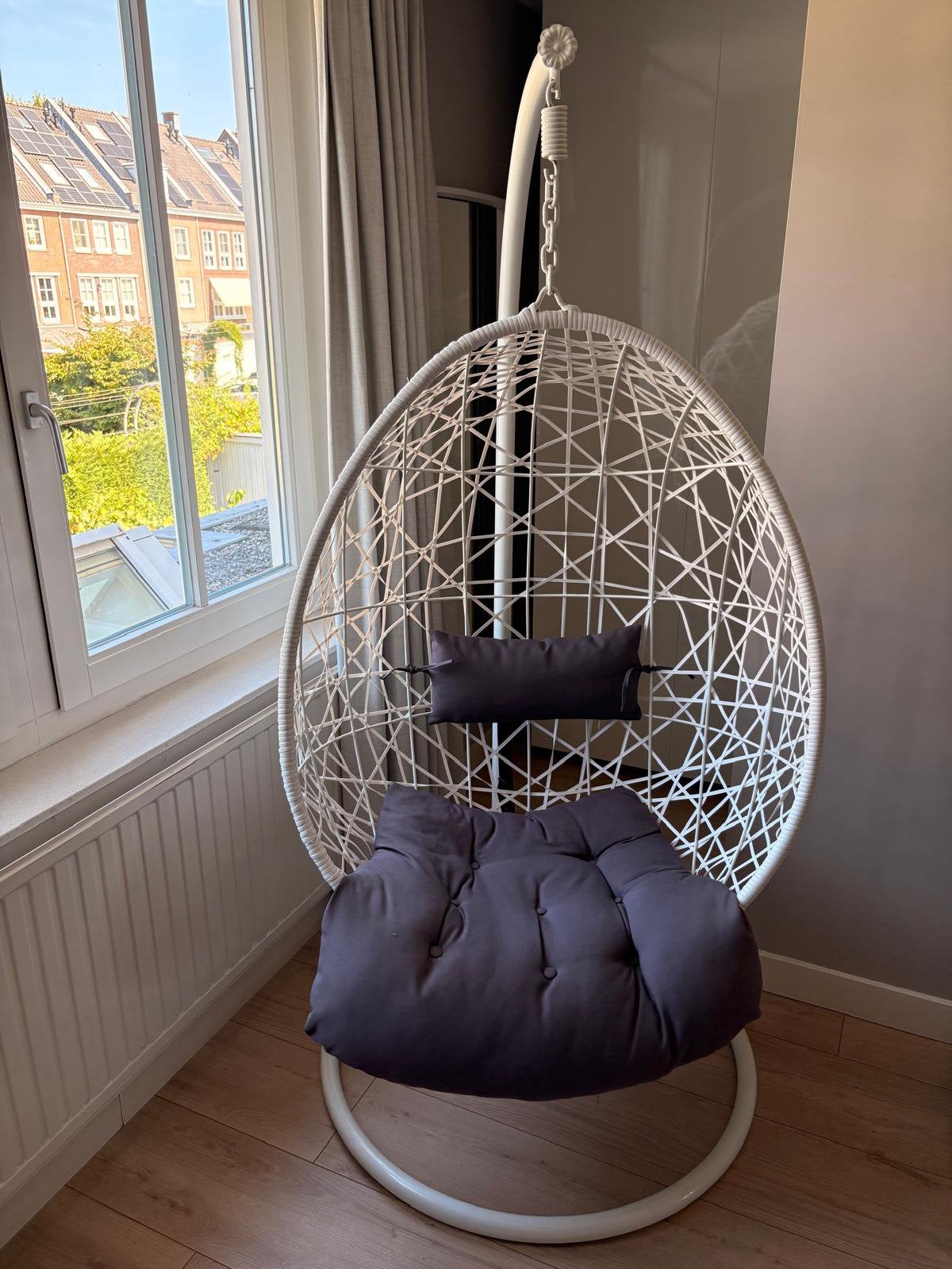 Hangstoel swing met standaard wit, Huis en Inrichting, Stoelen, Ophalen, Zo goed als nieuw, Wit, Eén