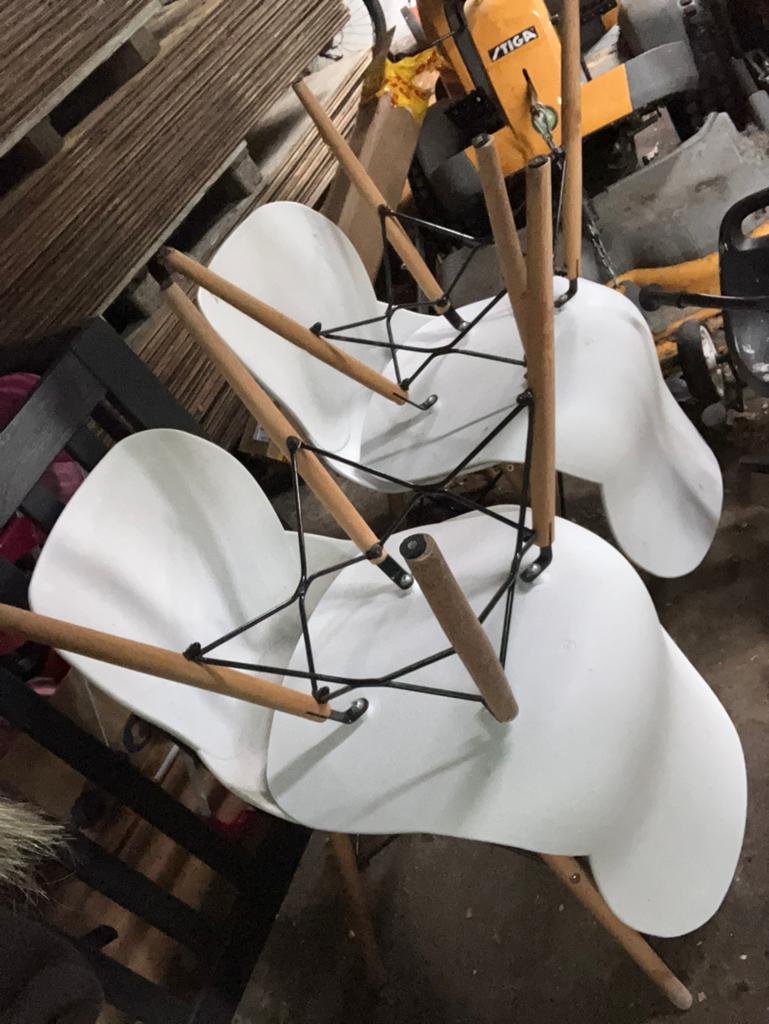 4 stuks witte tuinstoelen, Huis en Inrichting, Stoelen, Ophalen, Gebruikt, Wit