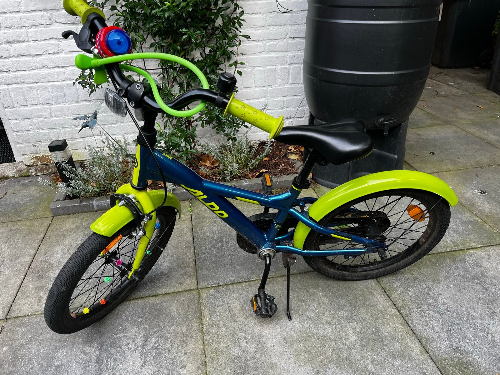 Aldo kinderfiets 18 inch - Zeer goede staat, Ophalen, Zo goed als nieuw, Velgrem, 16 tot 20 inch