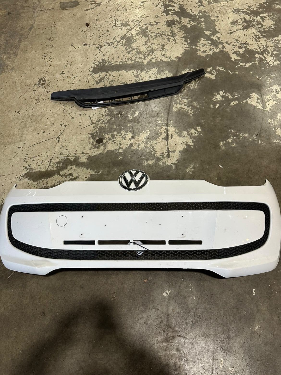 Volkswagen Up! Voorbumper, Nieuw, Ophalen of Verzenden, Bumper, Volkswagen