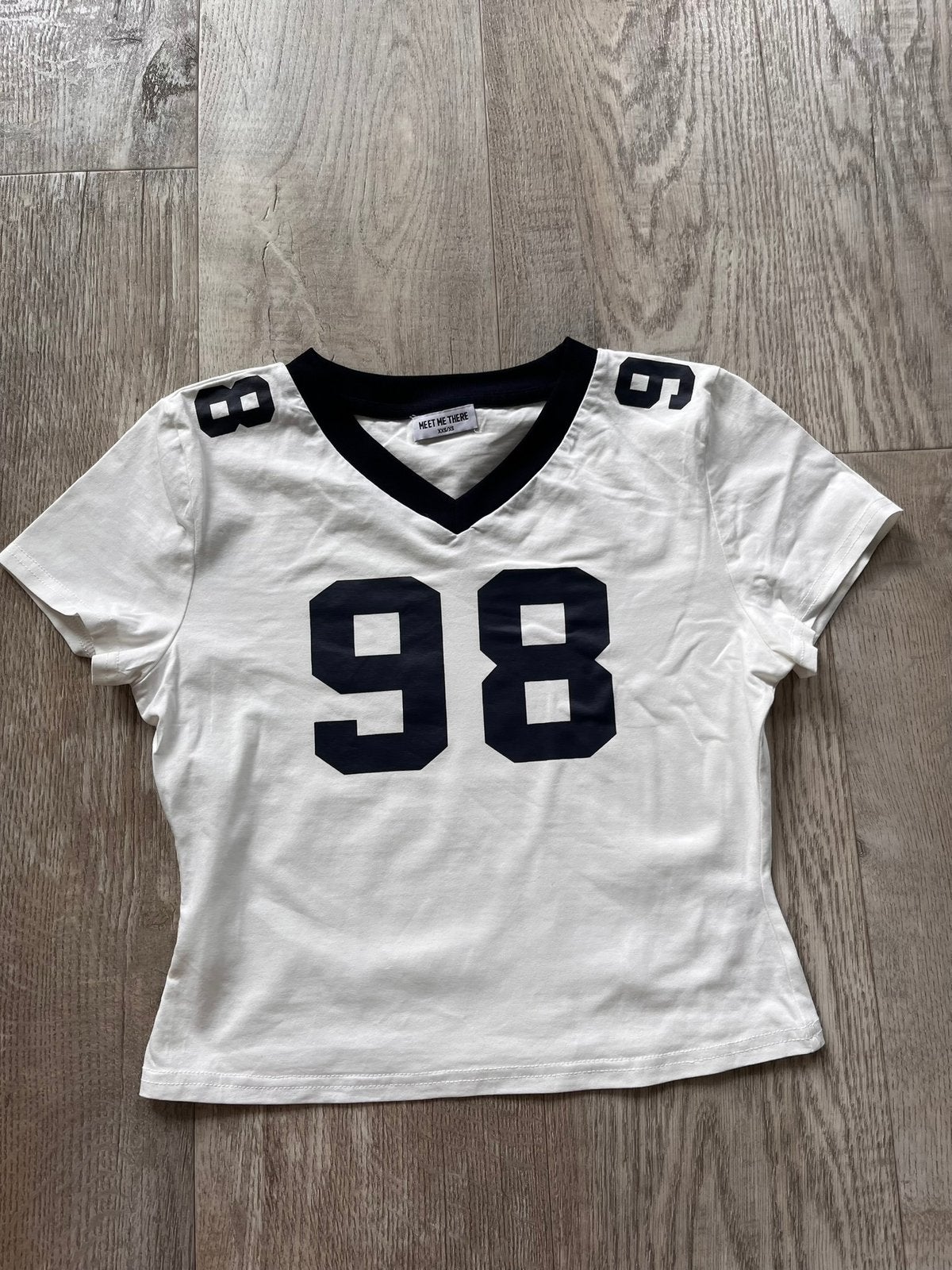Meet me there cropped shirt maat XXS-XS, Wit, Ophalen of Verzenden, Zo goed als nieuw, Korte mouw