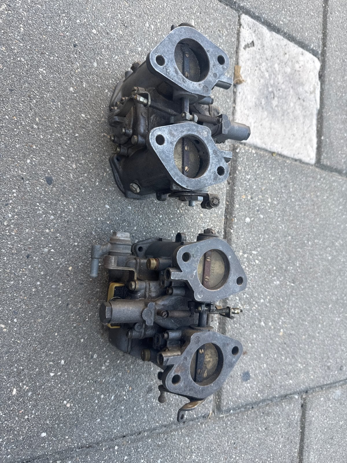 Set van 2 gebruikte Dellorto DHLA 40mm carburateurs, Ophalen of Verzenden, Gebruikt, Universele onderdelen