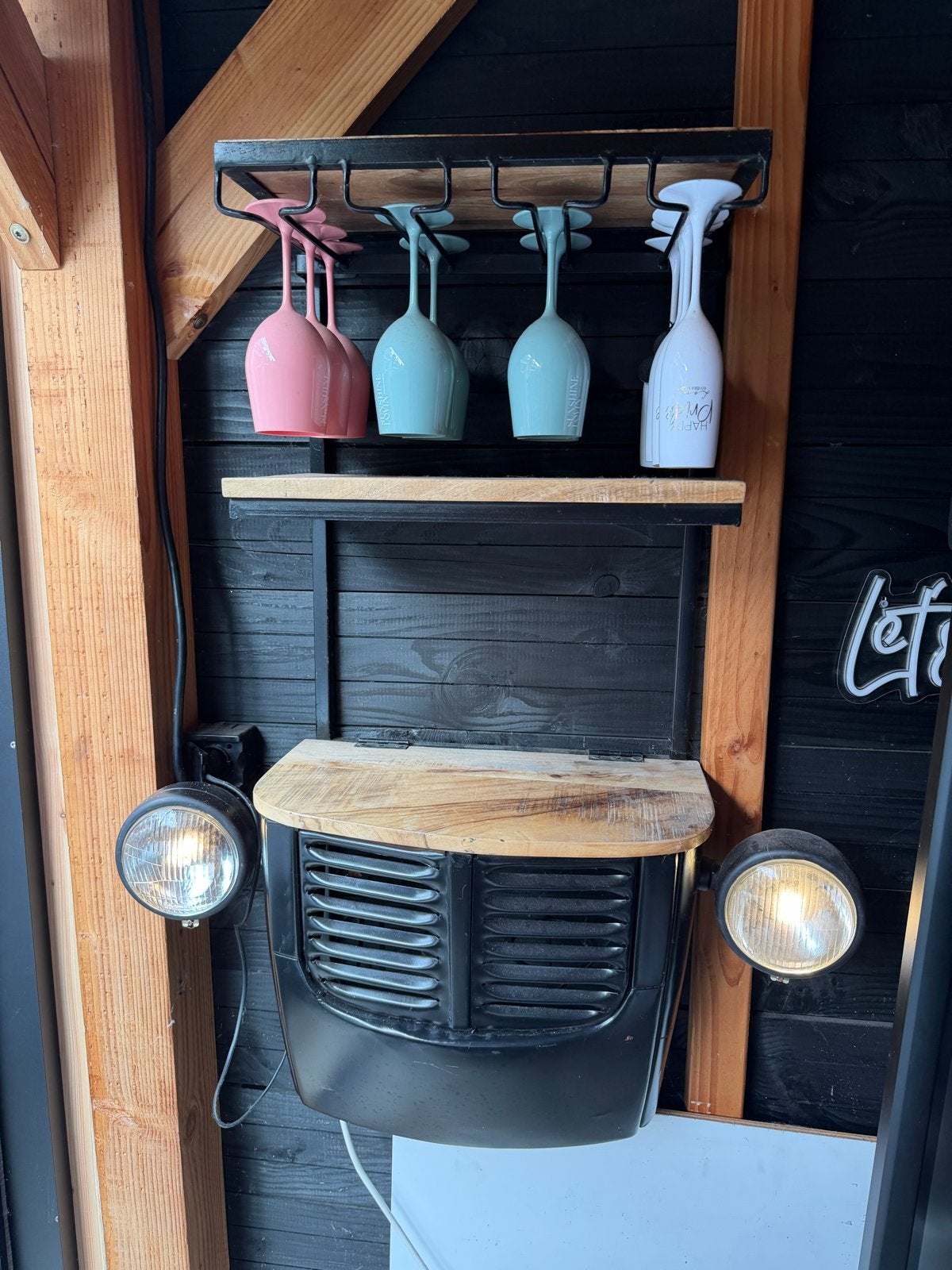 Unieke tractor bar/opbergmeubel met verlichting overkapping, Ophalen, Hout, Gebruikt, Meerkleurig