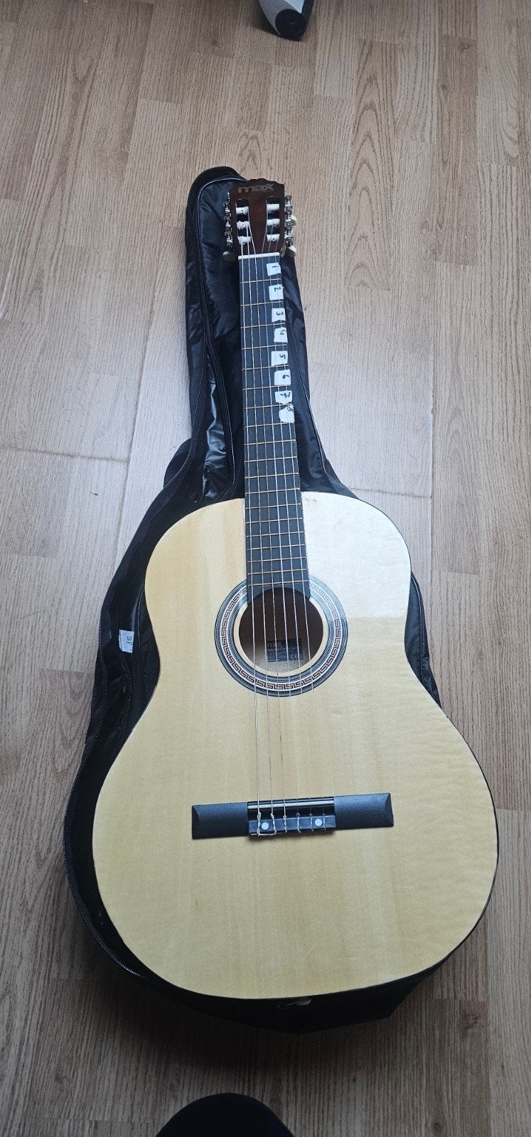 Klassieke gitaar met hoes - niet gebruikt, Muziek en Instrumenten, Ophalen, Zo goed als nieuw, Klassieke of Spaanse gitaar
