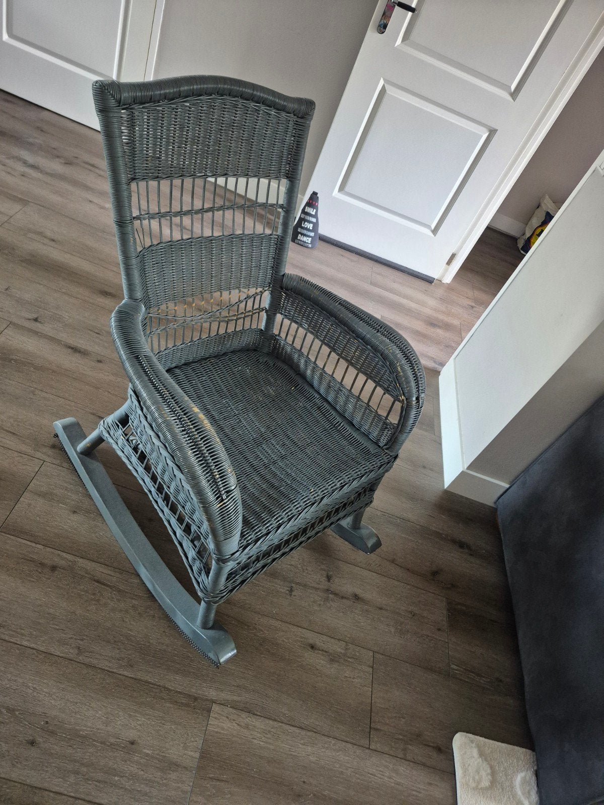 Grijze rieten schommelstoel, Ophalen, Gebruikt, Landelijk, Bohemian, Riet of Rotan