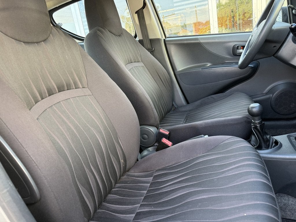 Nissan Pixo 1.0 Look Airco, met schade! (bj 2012), Auto's, Nissan, Voorwielaandrijving, Euro 5, Stof, Gebruikt