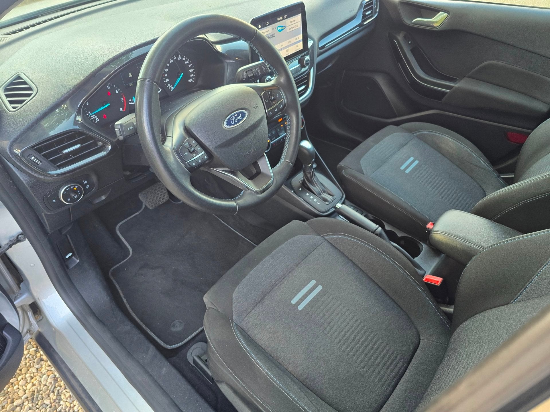 Ford FIESTA 1.0 EcoBoost Hybrid Titanium Vignale Automaat, w, 125 pk, Euro 6, 19 km/l, Hybride Elektrisch/Benzine