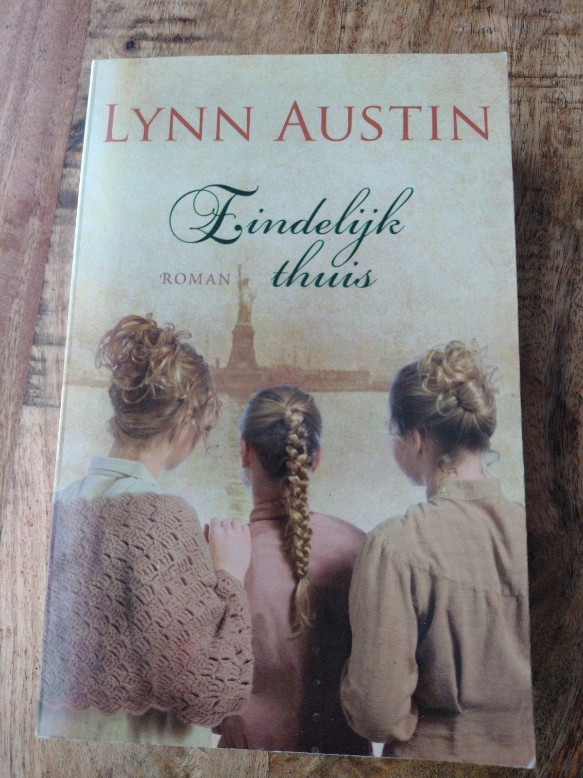 lynn Austin eindelijk thuis, Ophalen of Verzenden, Gelezen