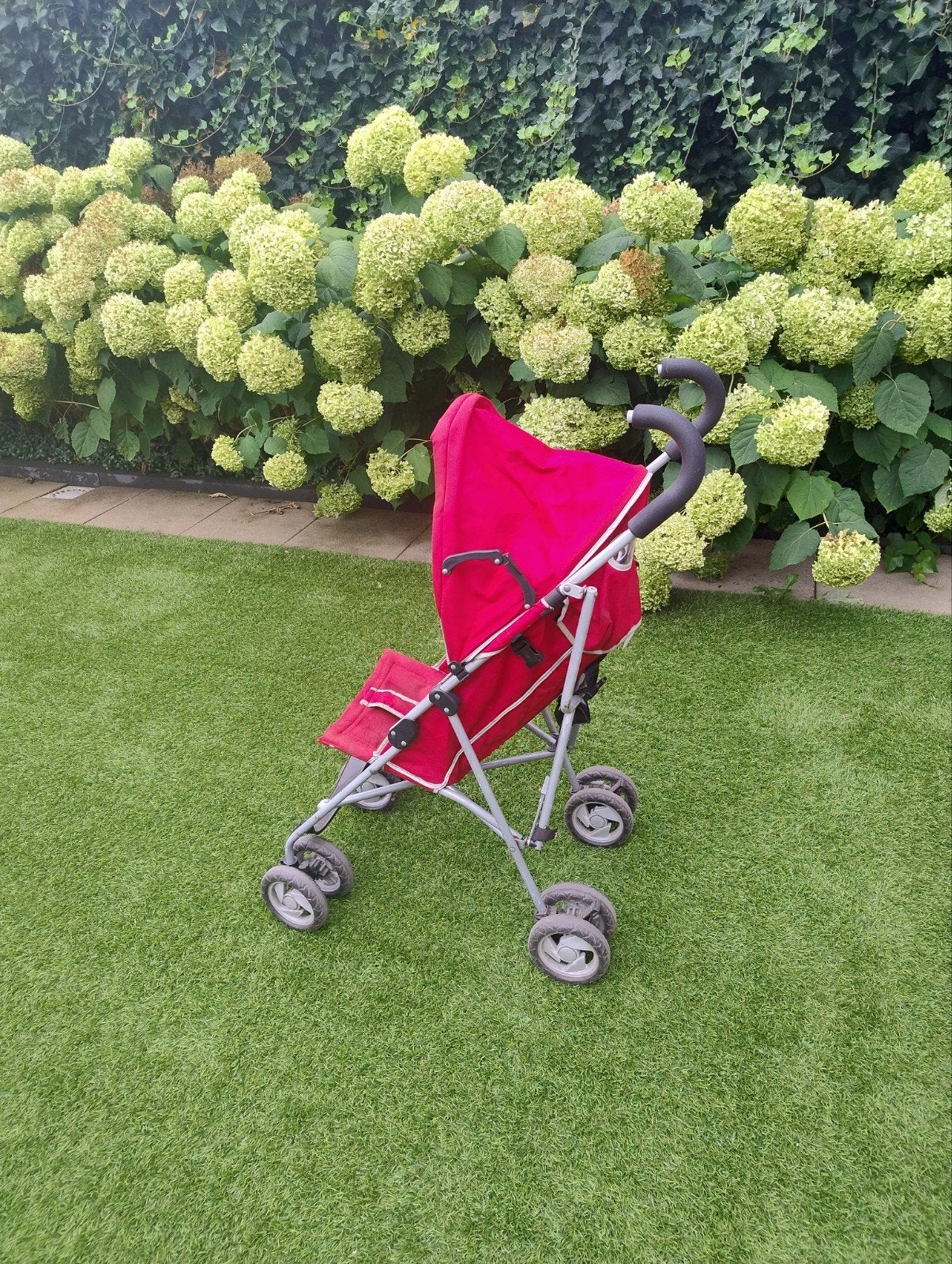 Buggy gratis op te halen - Rijdt soepel!, Kinderen en Baby's, Buggy's, Ophalen of Verzenden, Gebruikt, Overige merken, Zonnekap