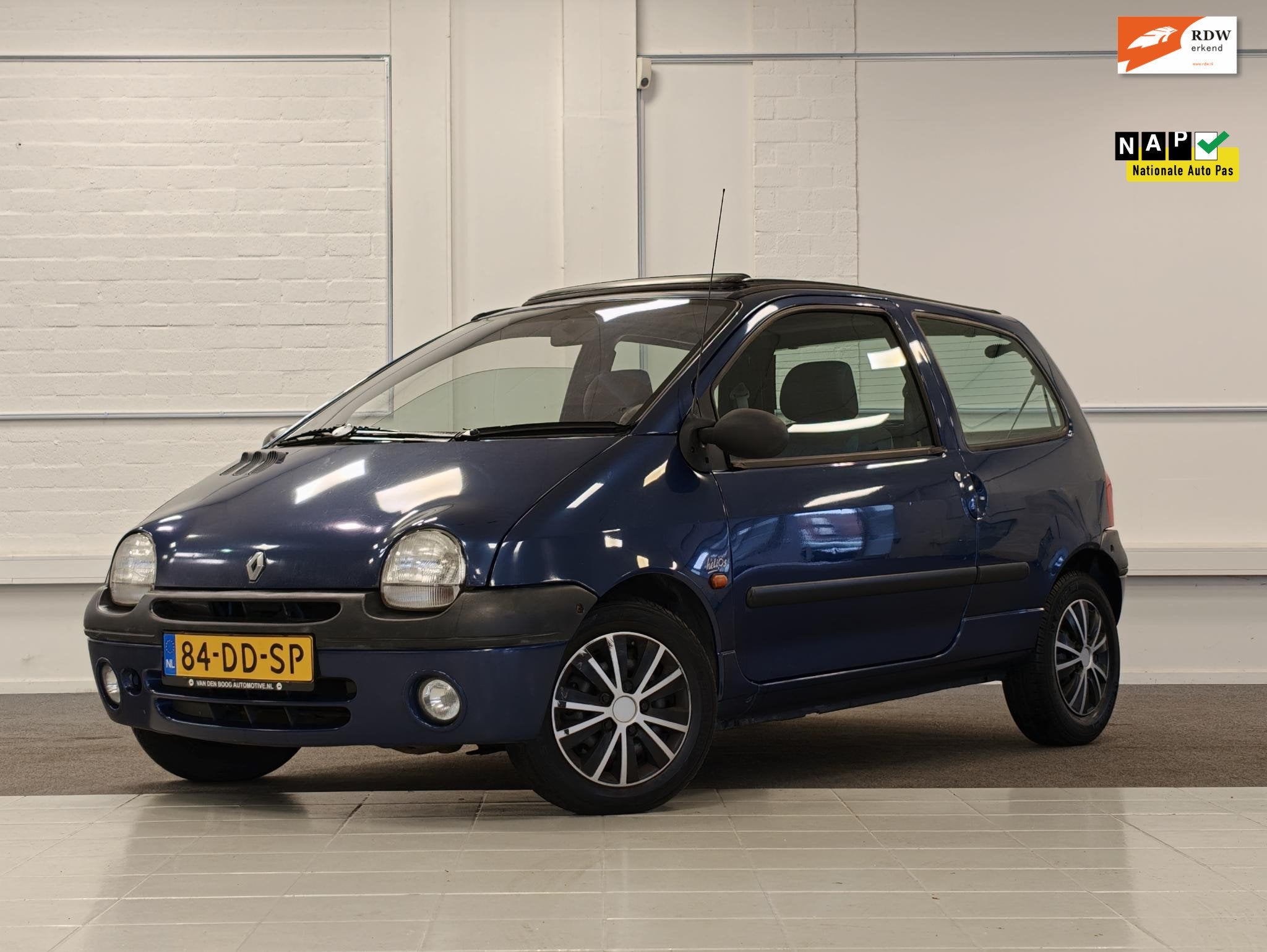 Renault Twingo 1.2 'Matic APK 10-2027! Open Dak, 4 cilinders, Bedrijf, 820 kg, 1149 cc
