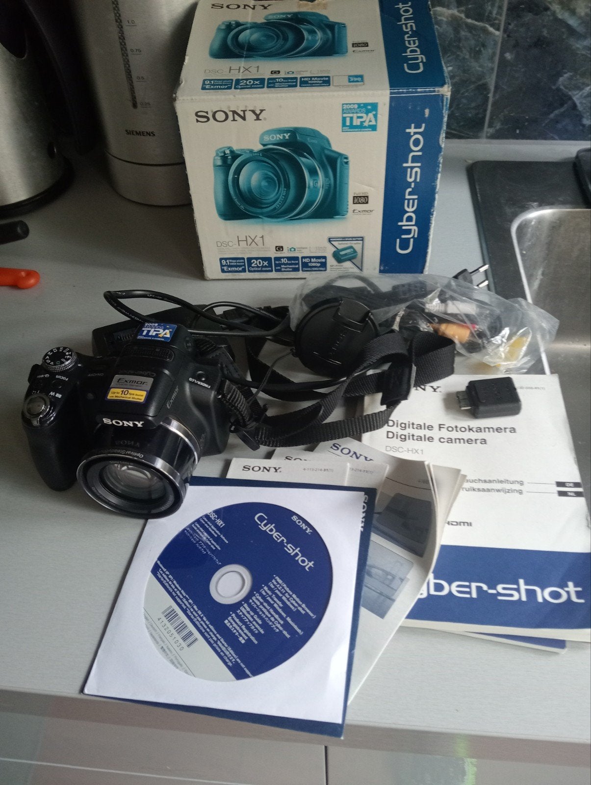 Sony Cyber-shot DSC-HX1, Ophalen, Sony, 8 keer of meer