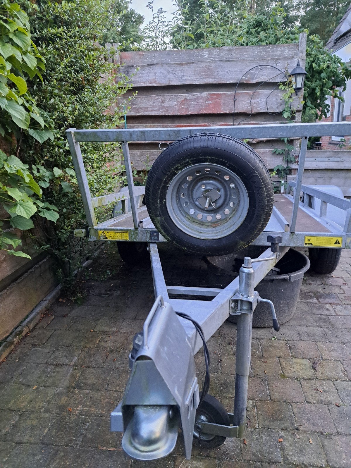 Motor-trailer-aanhanger met reservewiel, Ophalen, Gebruikt