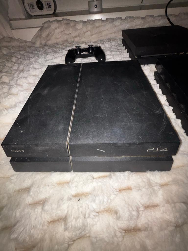 Sony PlayStation 4 (PS4) zonder controller, Spelcomputers en Games, Spelcomputers | Sony PlayStation 4, Ophalen, Zonder controller