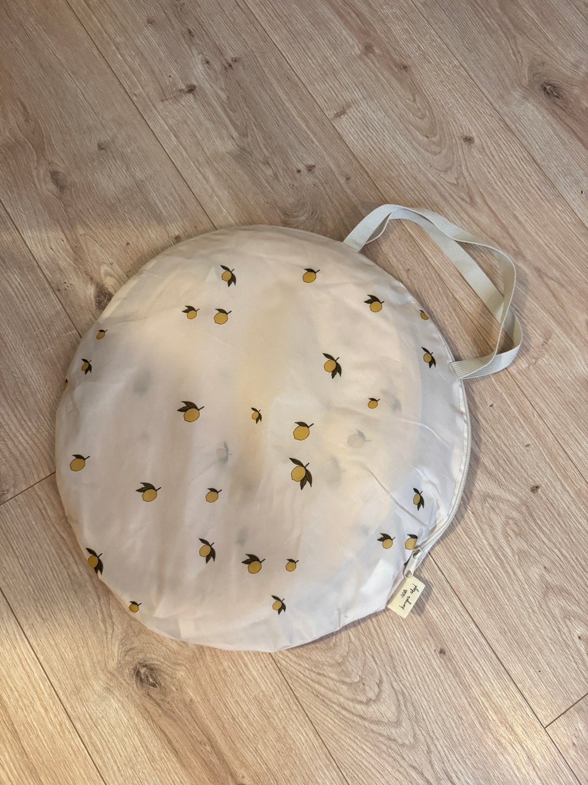 Strandtent pop-up mini lemon konges sløjd, Huis en Inrichting, Woonaccessoires | Dienbladen, Ophalen, Zo goed als nieuw, Rechthoekig
