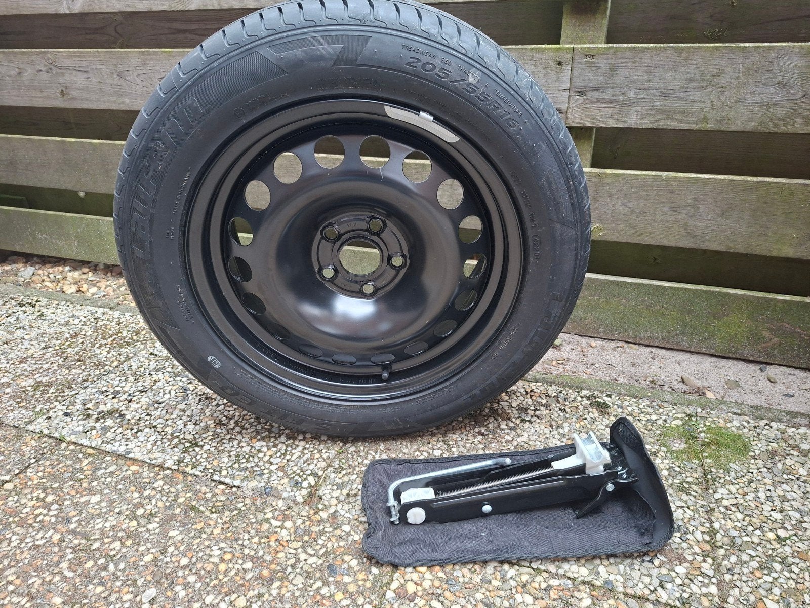 Nooit gebruikte reservewiel met krik, Ophalen, Nieuw, Opel