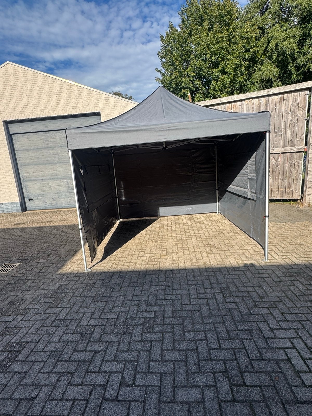 Foto 12 van Partytent 3x3m Grijs – 40mm Hex Frame + Zijwanden