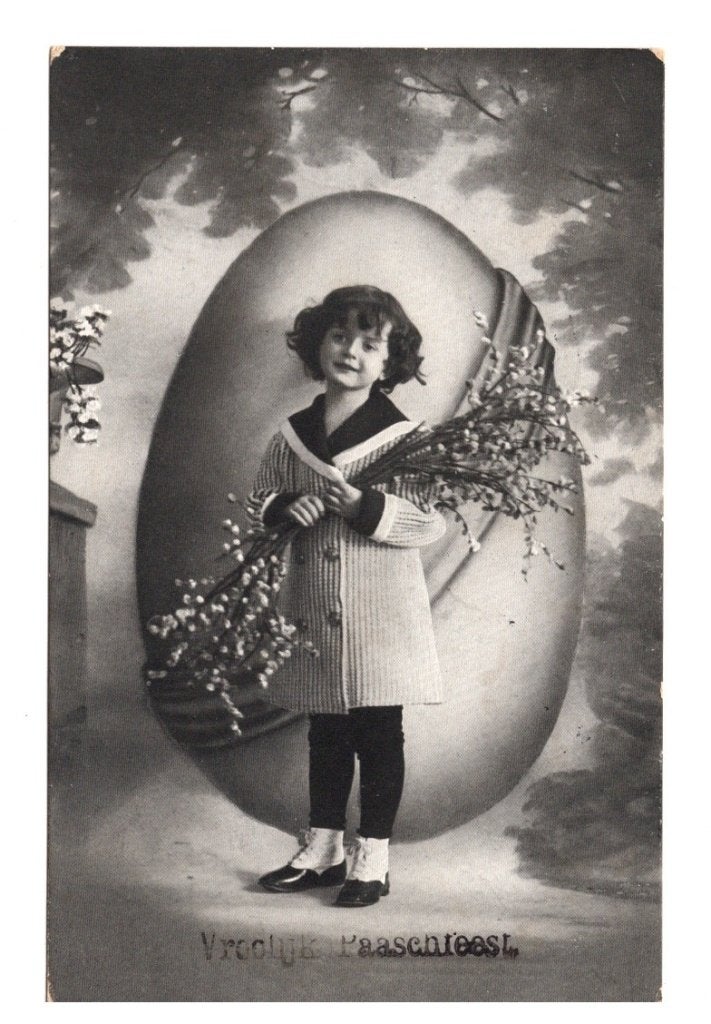 Oude Ansichtkaart Vrolijk Paaschfeest Meisje Ei Gelopen 1914, Ophalen of Verzenden, Voor 1920, Gelopen, Feest(dag)