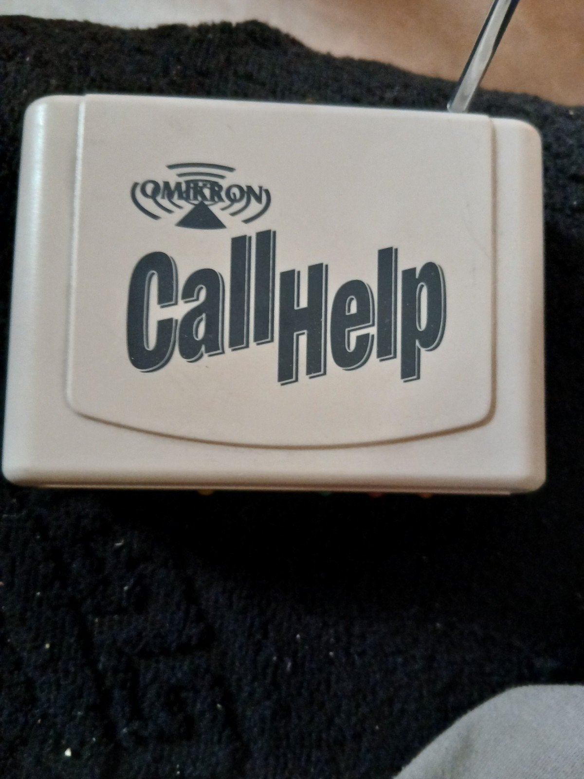Omikron CallHelp 400RP Personenalarmering, Ophalen