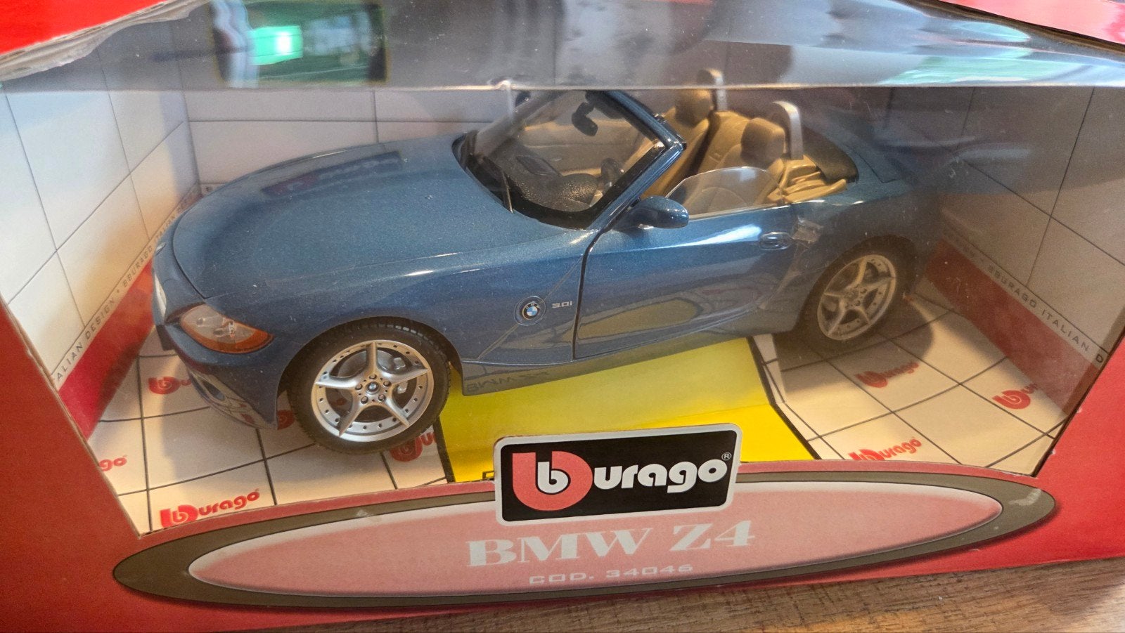 Bburago BMW Z4 blauw - Nieuw in doos, Ophalen of Verzenden, Nieuw, Auto