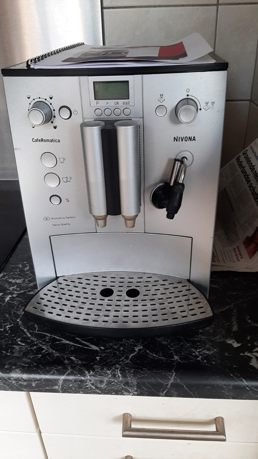 Nivona CafeRomatica volautomatische koffiemachine, Gebruikt, 10 kopjes of meer, Koffiemachine, Koffiebonen