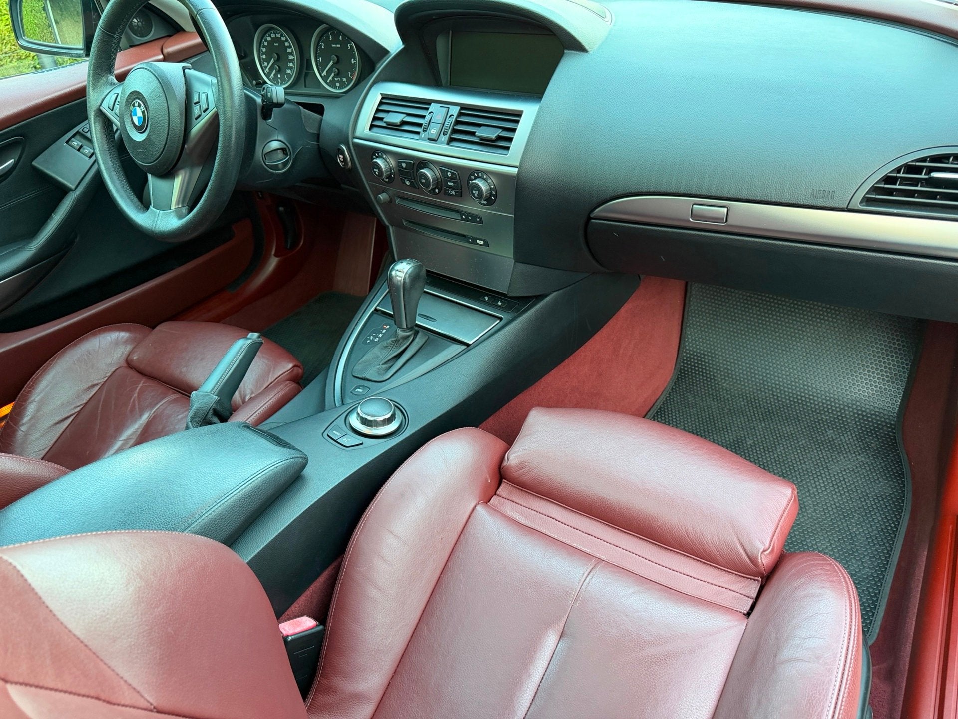 BMW 6-serie 650i KEURIG NETTE AUTO VAN LIEFHEBBER, Auto's, Gebruikt, 8 cilinders, 367 pk, 4 stoelen