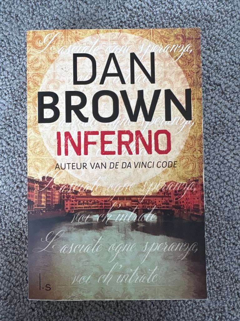 Dan Brown - Inferno (Paperback), Ophalen of Verzenden, Gelezen, Europa overig