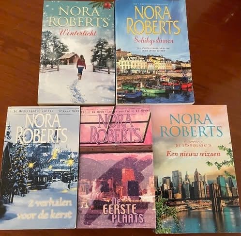 5 Nora Roberts pockets, Verzenden, Gelezen, Nora Roberts