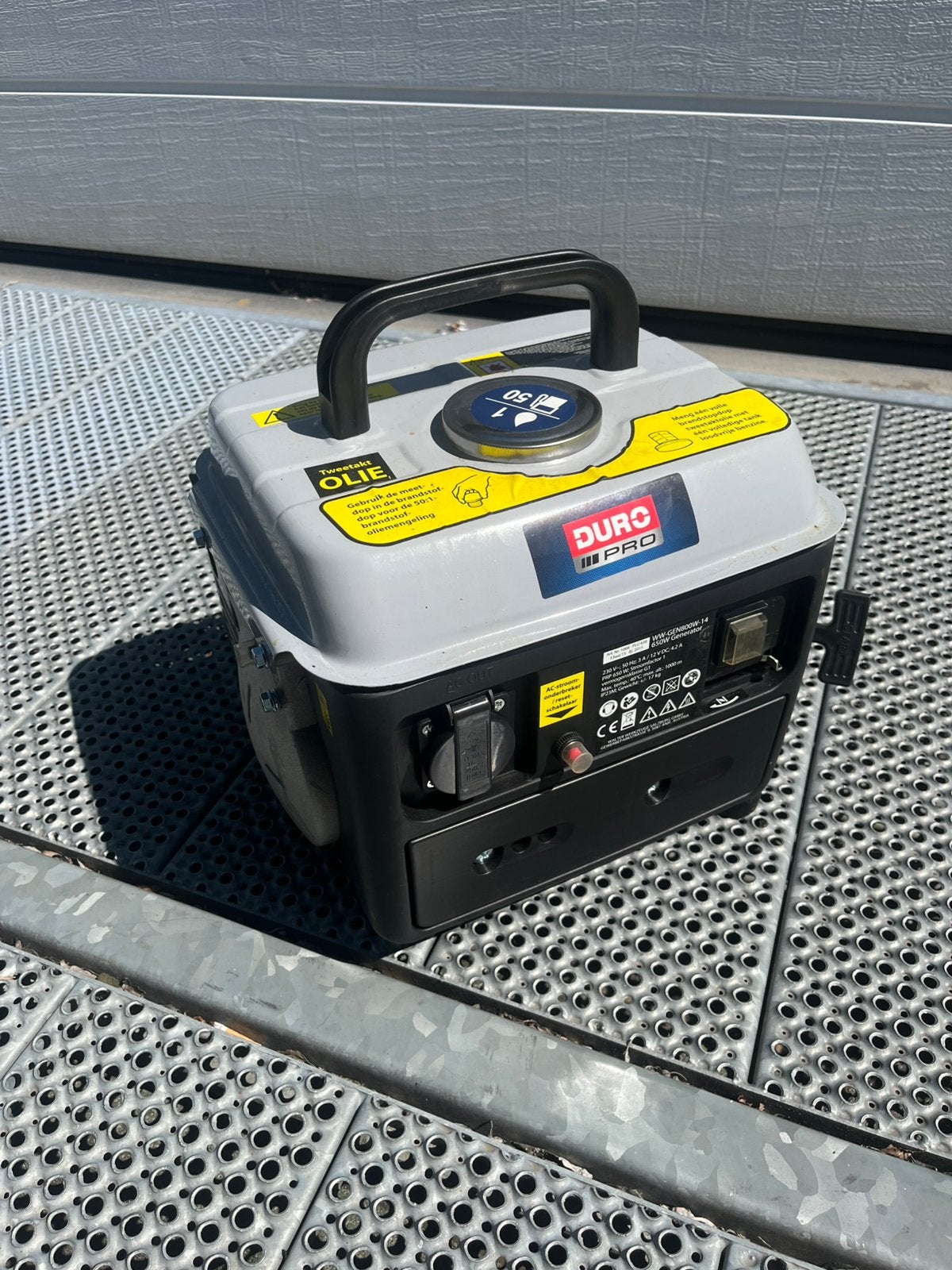 Aggregaat Duro Pro generator, Ophalen, Zo goed als nieuw