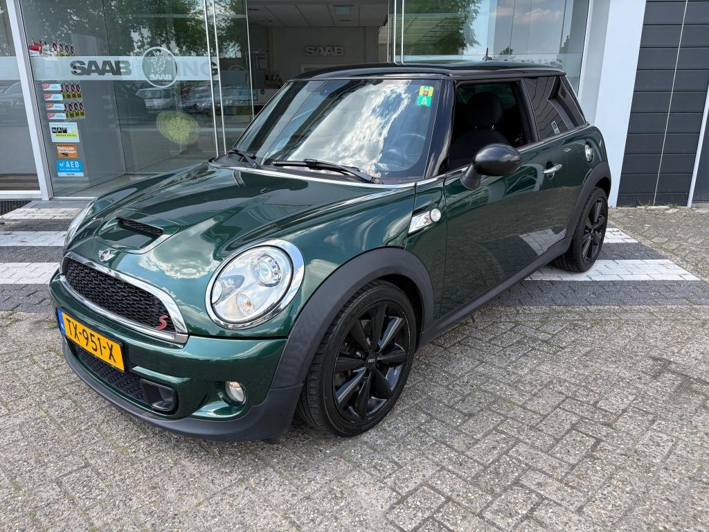 MINI Mini 1.6 Cooper S Mon.Car (bj 2013), Auto's, Mini, Bedrijf, Te koop, Cooper S, ABS, Airbags, Airconditioning, Alarm, Bi-Xenon koplampen