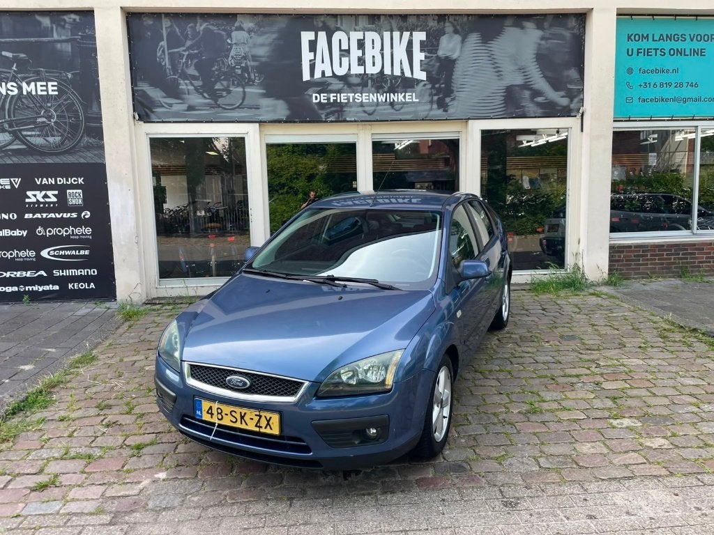 Ford Focus 1.6 74KW 5D 2006 Blauw  ALLEEN VOOR EXPORT, Auto's, 1596 cc, Euro 6, 4 cilinders, Blauw