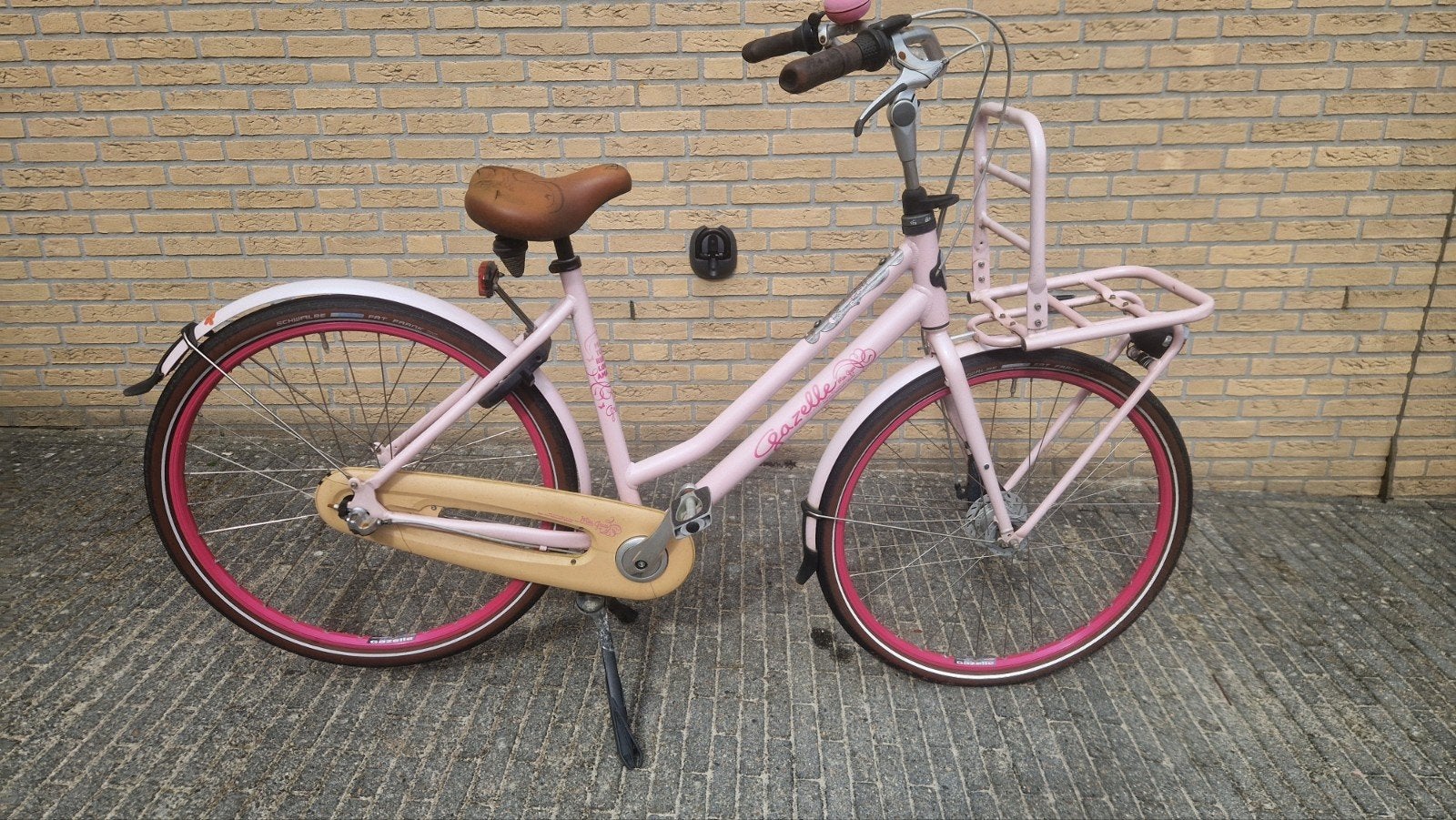 Omafiets gazelle miss grace 28 inch 3 versnellingen, Fietsen en Brommers, Fietsen | Meisjes, Ophalen, Zo goed als nieuw, 26 inch of meer