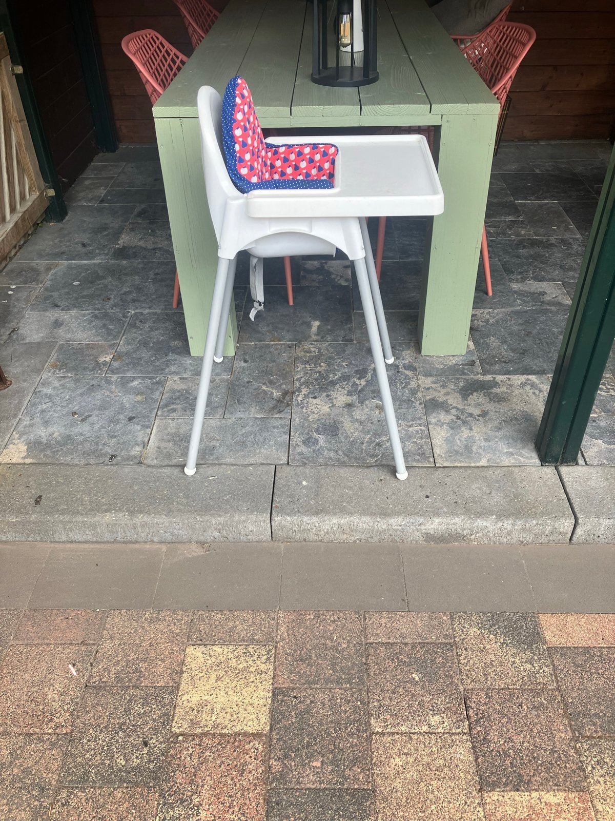Ikea Antilop kinderstoel met kussen, Kinderen en Baby's, Kinderstoelen, Gebruikt, Overige typen, Ophalen