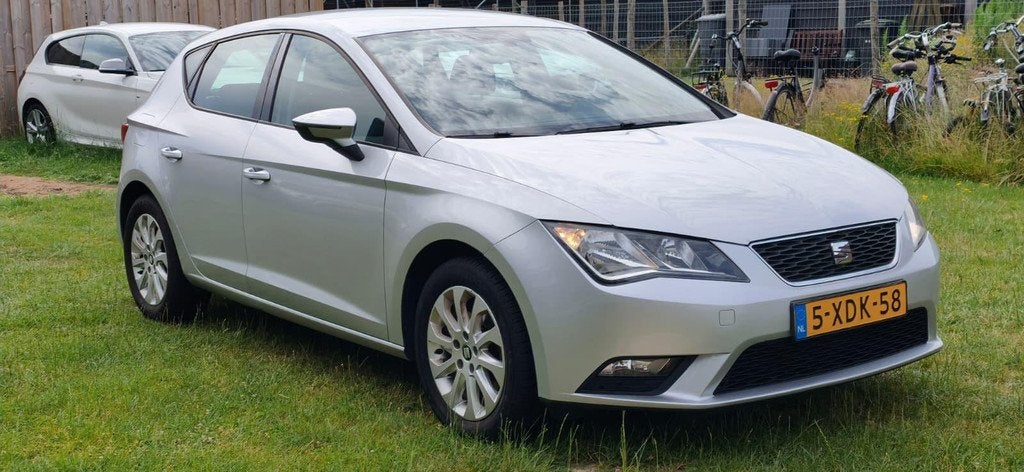 SEAT Leon 1.2 TSI Style Dist. riem vervangen | Incl complete, Voorwielaandrijving, Euro 5, Stof, Gebruikt