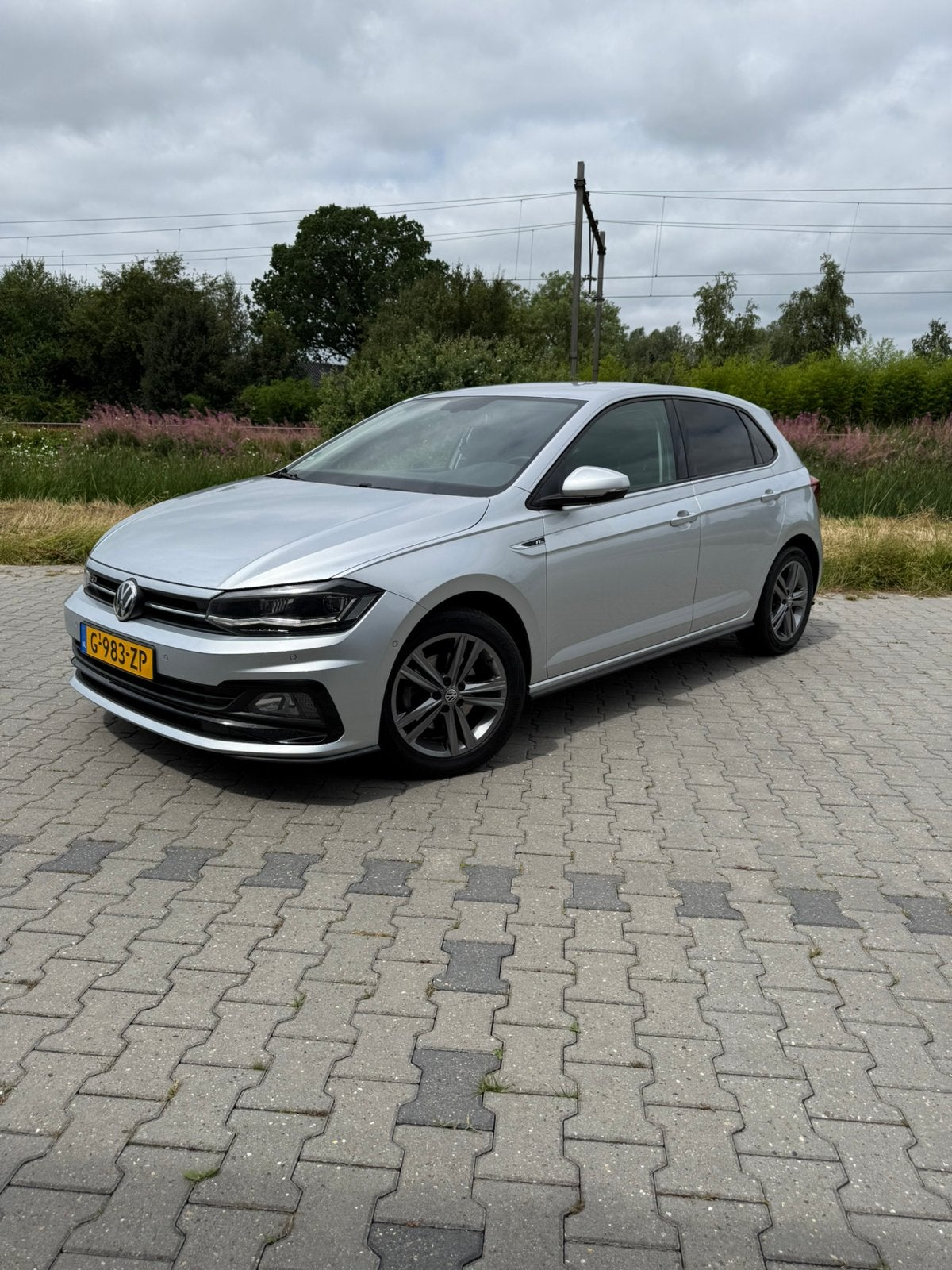 Volkswagen Polo 1.5 TSI 150pk 7-DSG 2020 Grijs, Auto's, Stof, 1498 cc, Zwart, 4 cilinders