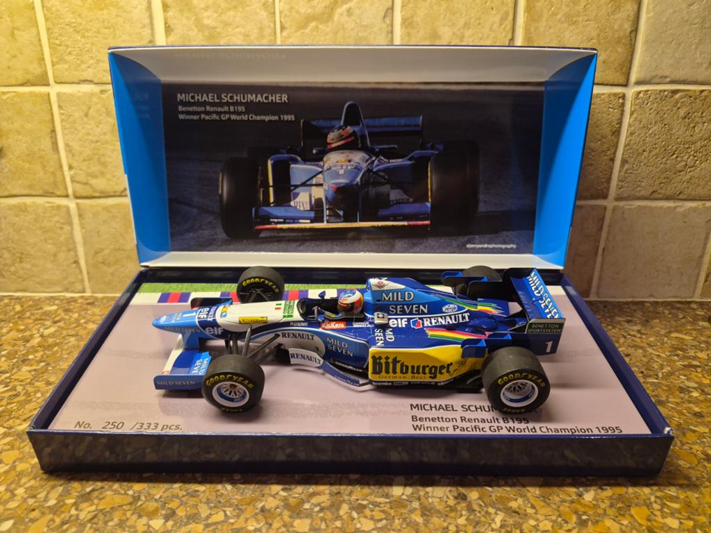 1/18 Michael Schumacher Benetton B195 World Champion 1995, Ophalen of Verzenden, Gebruikt, Formule 1