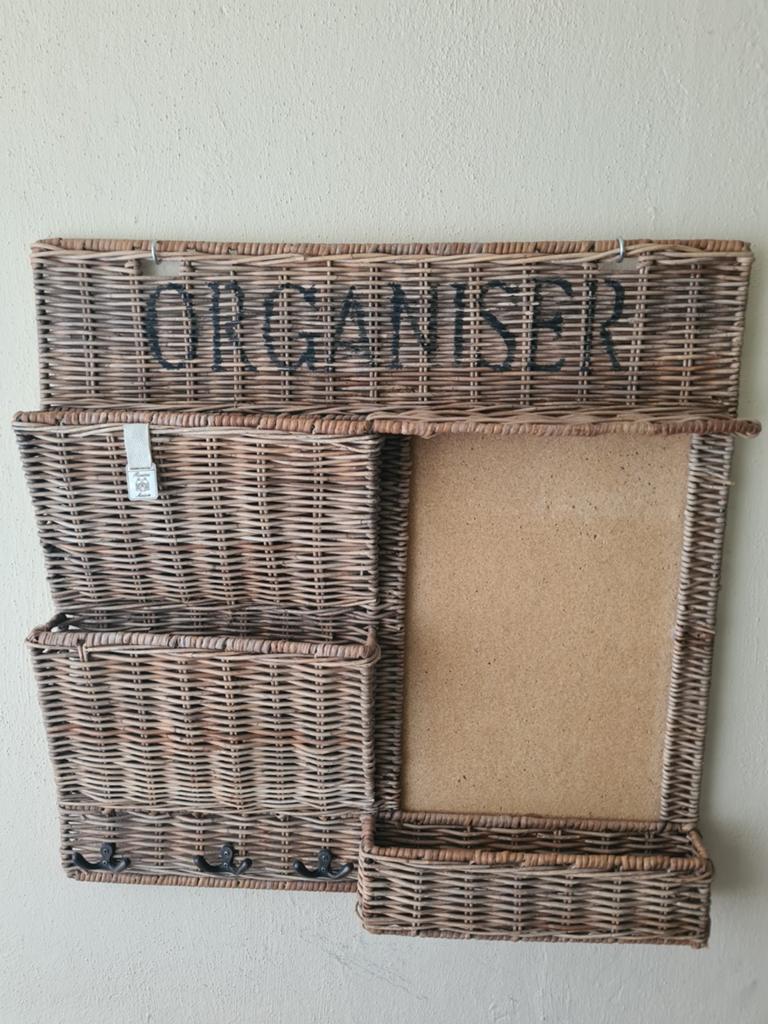 Riviera Maison wandorganizer met prikbord, Huis en Inrichting, Woonaccessoires | Overige, Ophalen, Gebruikt, Landelijk, Natuurlijk materiaal