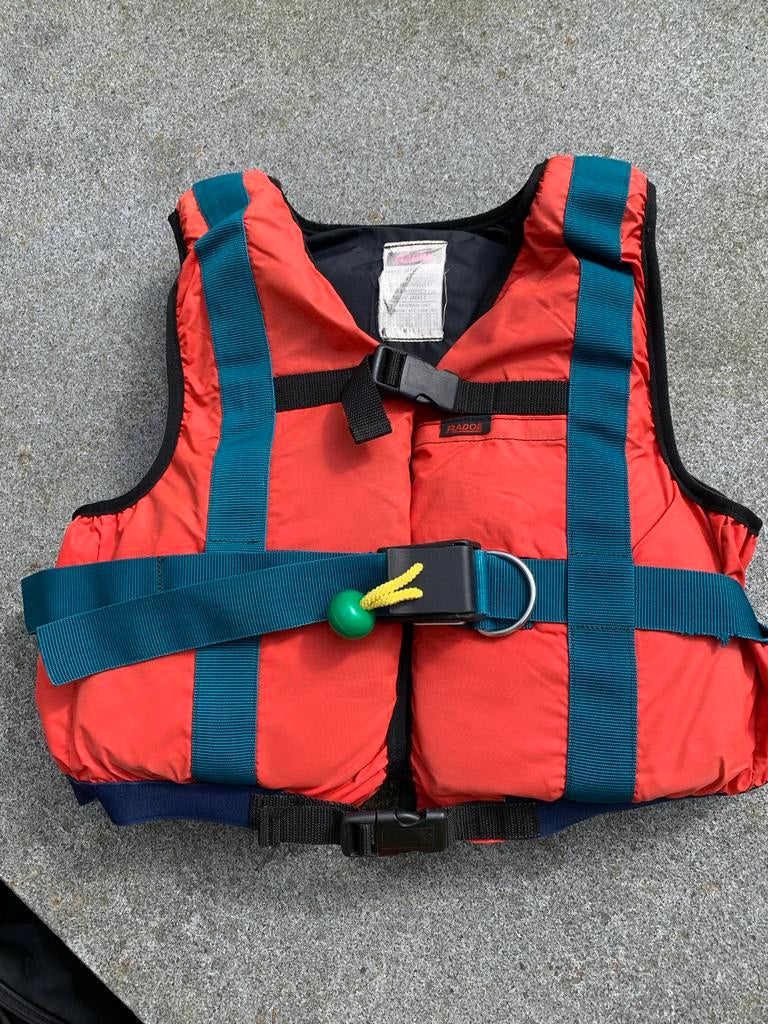 Zwemvest Radoe Maat M/L - Gebruikt maar in goede staat, Watersport en Boten, Ophalen of Verzenden, Gebruikt