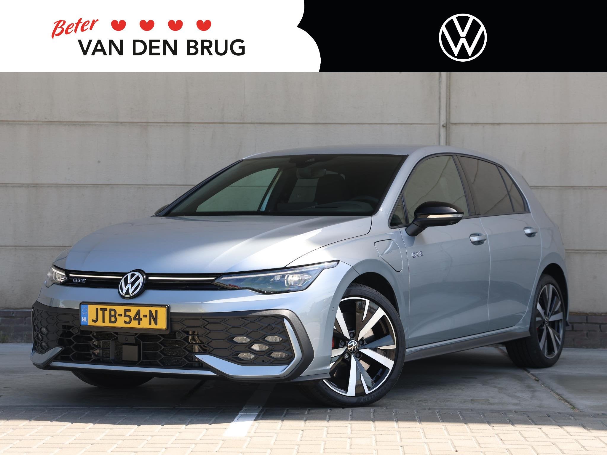 Volkswagen Golf GTE 1.5 eHybrid 272 pk DSG | NL Auto | Navig, Auto's, Volkswagen, Stof, 4 cilinders, 26 kWh, 1500 kg