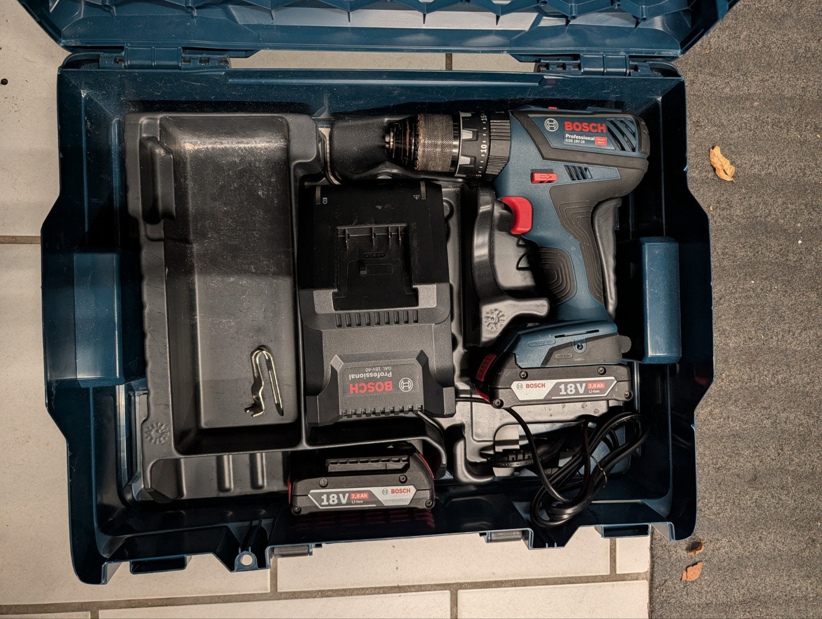 Bosch Professional GSB 18V-28 in L-Boxx 136 2x accu, Boormachine, Ophalen of Verzenden, 400 tot 600 watt, Klopboormechanisme
