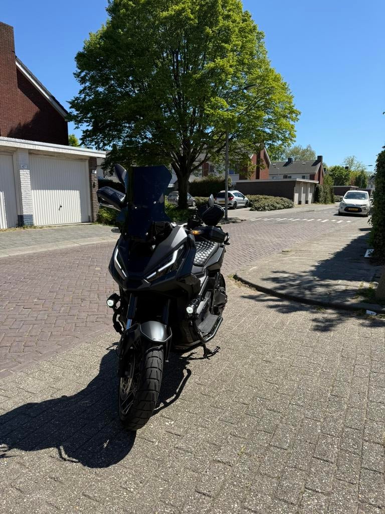 Honda X-ADV Black Edition 2022 | Full Option |, Motoren, 750 cc, Scooter, Nieuw, Handvatverwarming