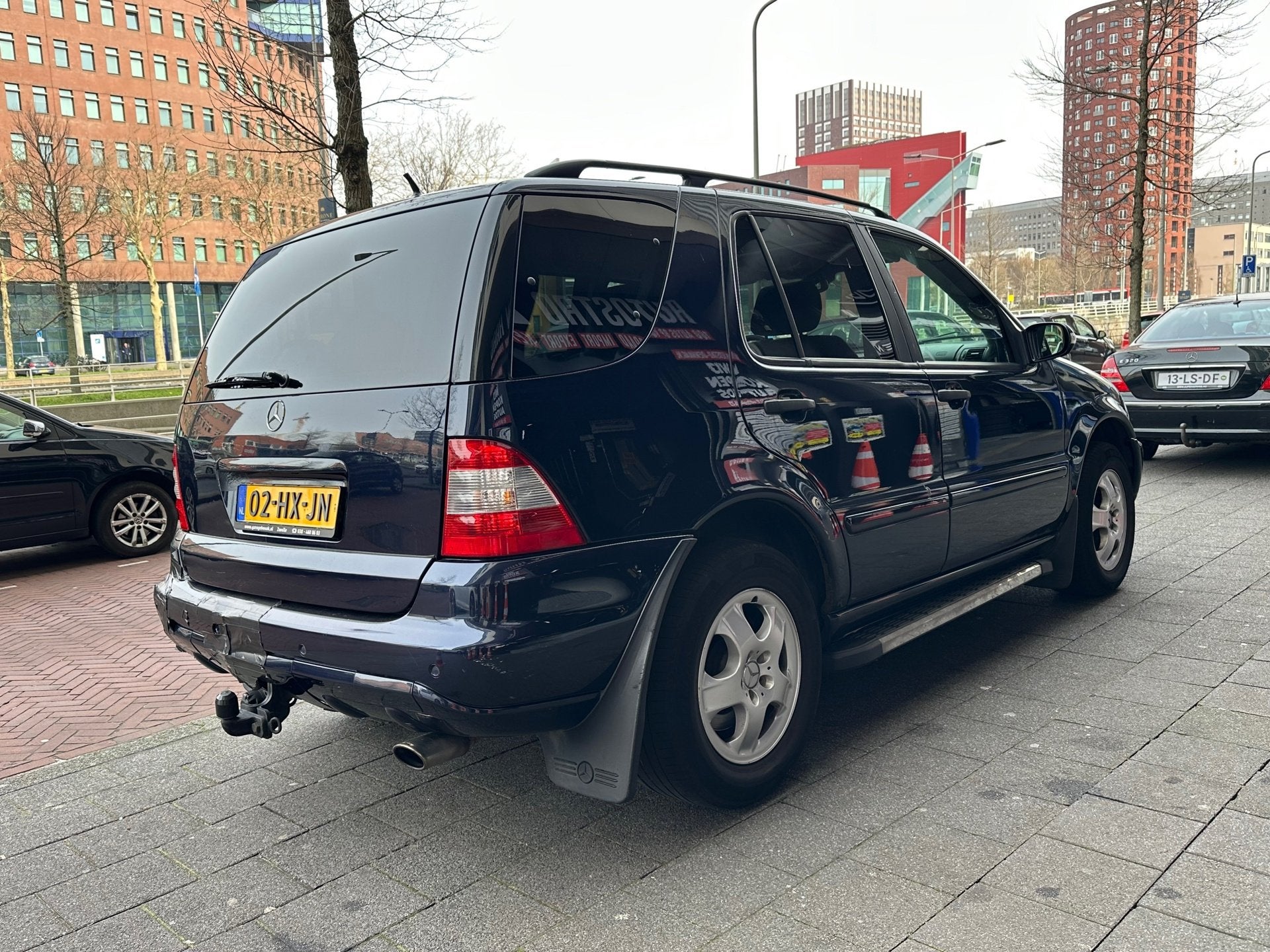 Mercedes-Benz M-klasse 320 Aut Leer Clima PDC Schuifdak, Auto's, Mercedes-Benz, Automatische klimaatregeling, Gebruikt, Bedrijf