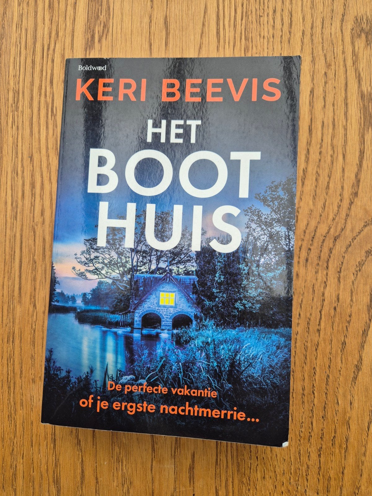 Het Boothuis - Keri Beevis (Thriller), Ophalen of Verzenden, Gelezen, Keri Beevis, Nederland