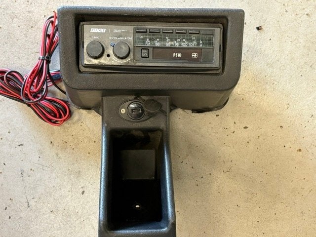 fiat 500 oldtimer radio cassette merk FIAT incl console, Ophalen of Verzenden, Gebruikt