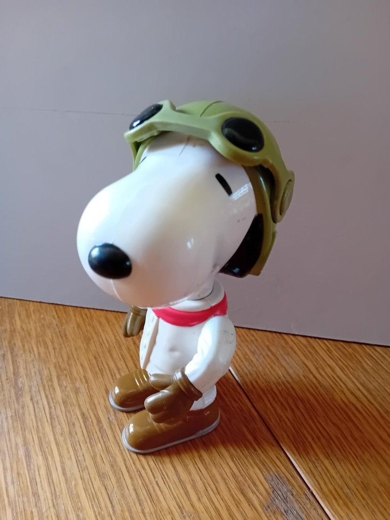 Snoopy mcd pop als piloot 2000  - 16cm, Ophalen of Verzenden, Kuifje, Gebruikt, Beeldje of Figuurtje