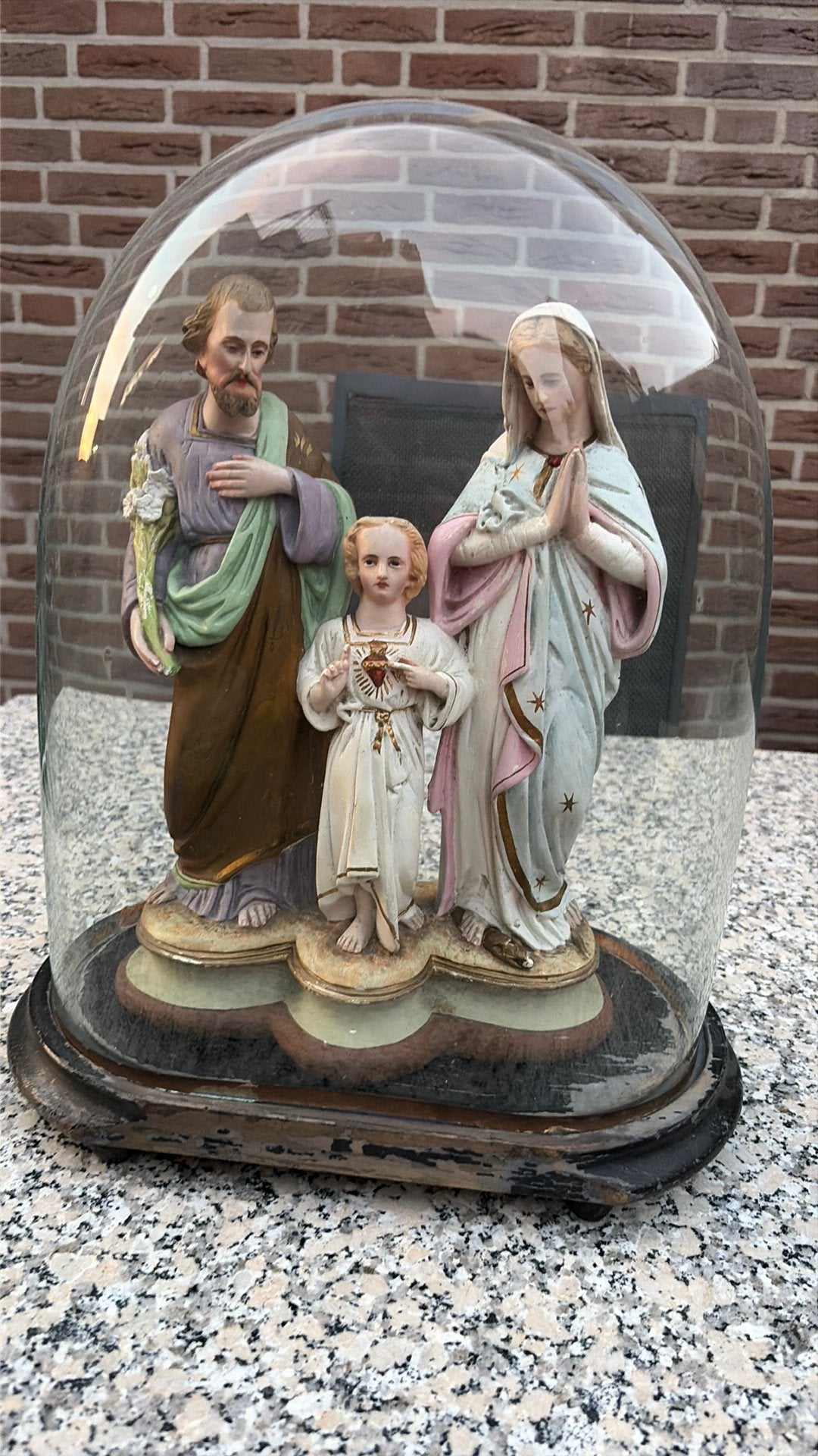Heligen beelden groep onder stolp, Antiek en Kunst, Antiek | Religie, Ophalen
