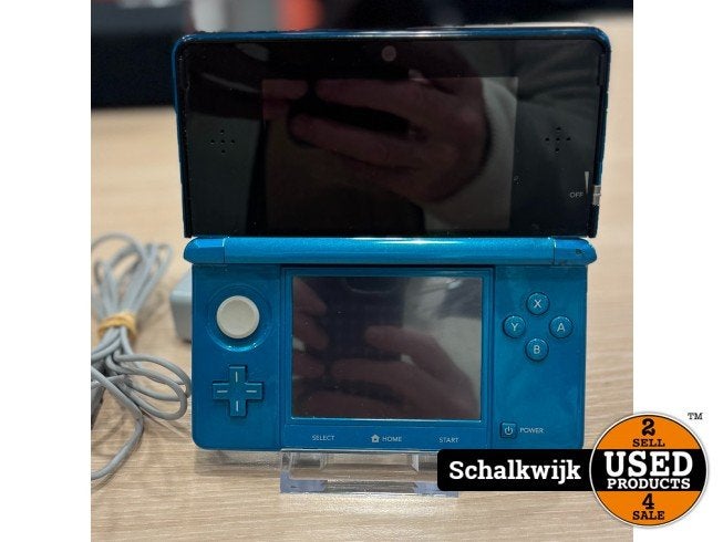 Nintendo 3DS Blauw met oplader, Nintendo, Zo goed als nieuw, Support@nintendo.com, 11-1 Hokotate-cho, Kamitoba, Minami-ku
Kyoto 601-8501
Japan