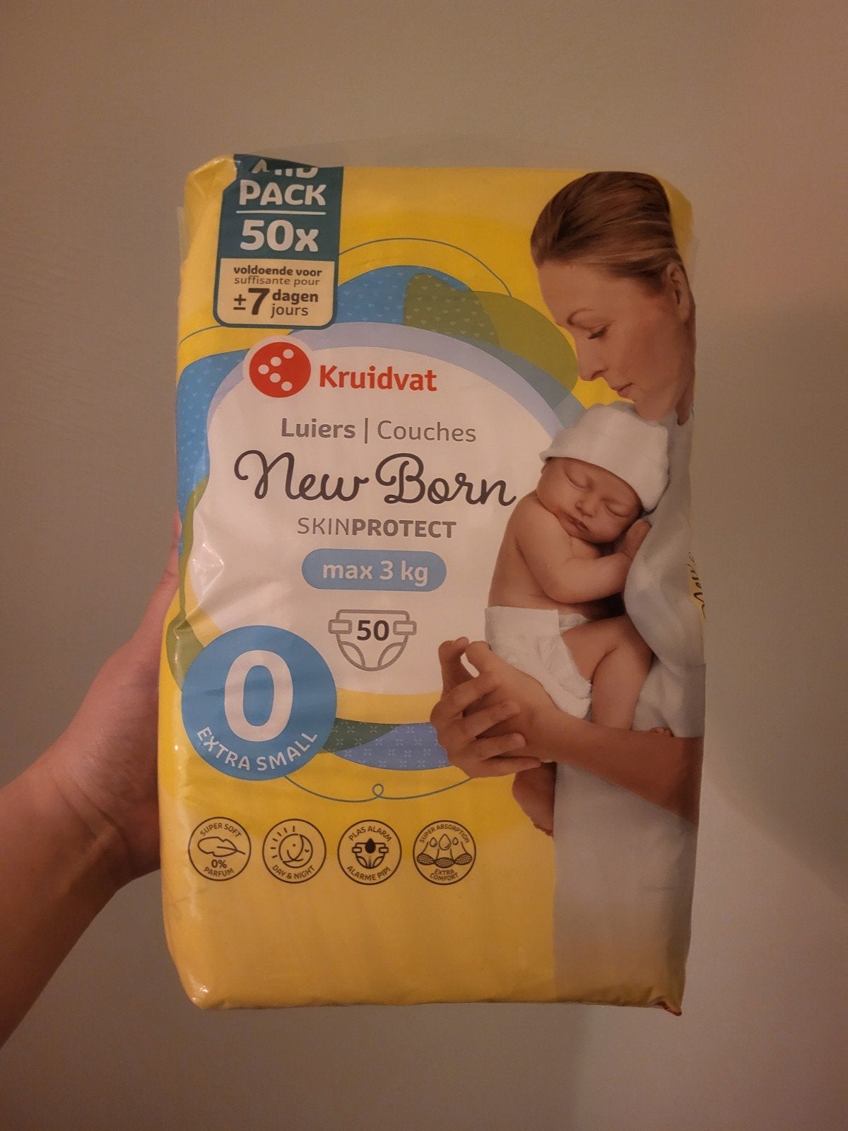 Kruidvat New Born Luiers Maat 0 - Extra Small (50 stuks), Ophalen of Verzenden, Nieuw, Kruidvat, Jongen of Meisje